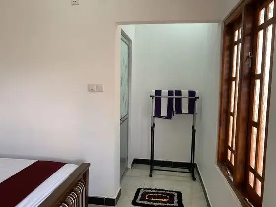 Deluxe Tek Büyük Yataklı Oda, Bahçe Manzaralı, Plaj Kenarı