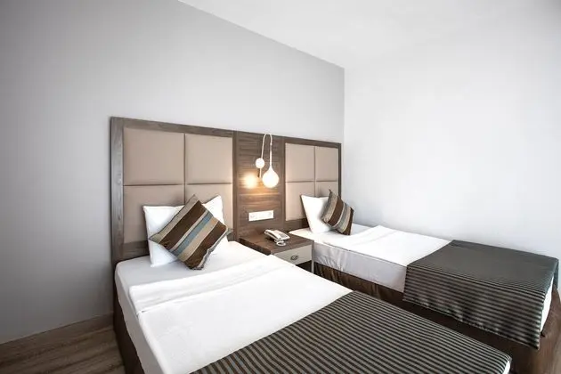 https://imagessl.etstur.com/files/images/hotelImages/TR/55721/l/Palm-Wings-Ephesus-Hotel-Oda-279192.jpg