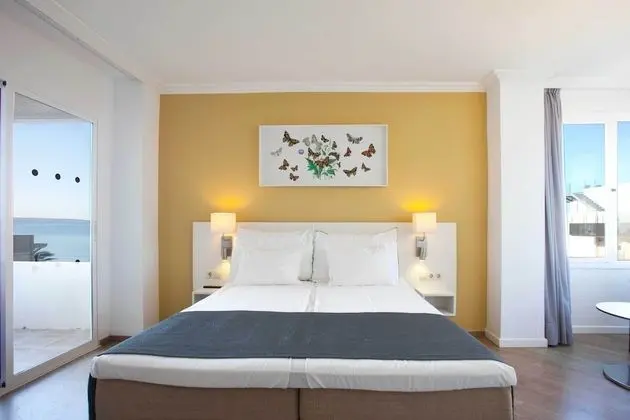 Superior Tek Büyük Yataklı Oda, Balkon, Deniz Manzaralı