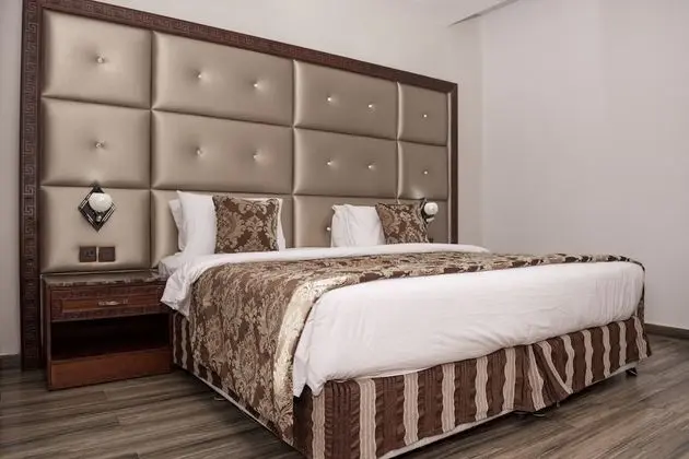 Villa, 3 Yatak Odası, Havuz Manzaralı