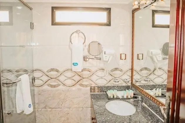 Villa, 3 Yatak Odası, Havuz Manzaralı