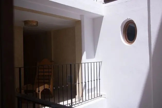 Courtyard Room