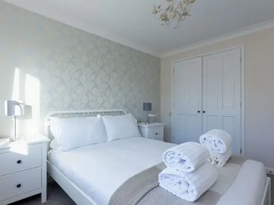 Ev (3 Bedrooms)