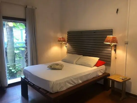 Üç Kişilik Oda