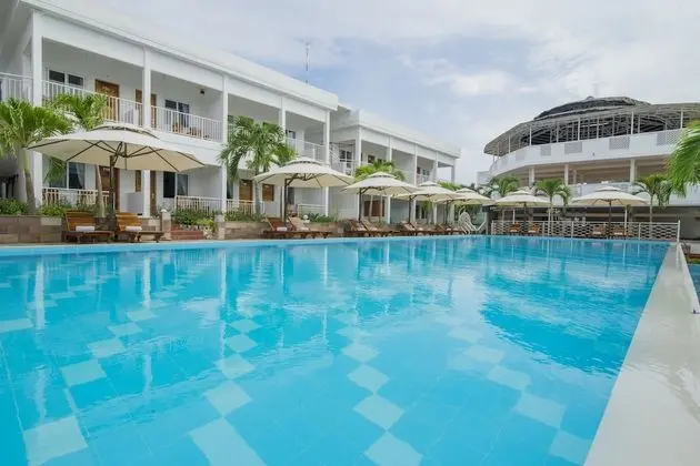 Deluxe Üç Kişilik Oda, Bahçe Manzaralı