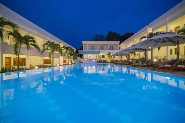 Deluxe Üç Kişilik Oda, Bahçe Manzaralı