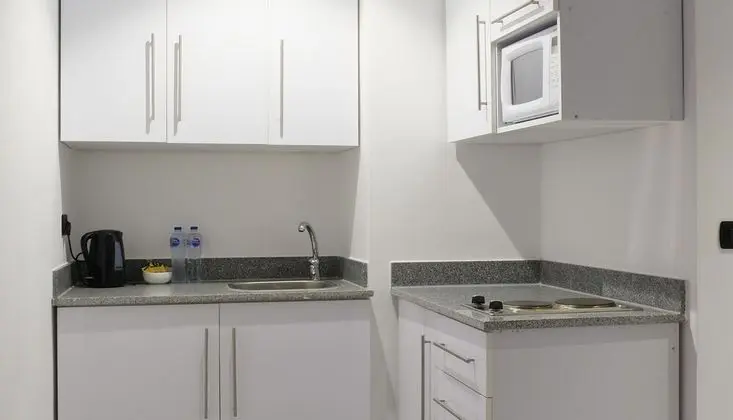 Deluxe Tek Büyük Yataklı Oda, Bahçe Manzaralı