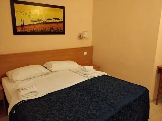Tek Büyük veya İki Ayrı Yataklı Oda