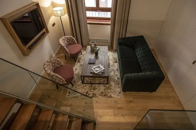 Premium Deluxe Suite