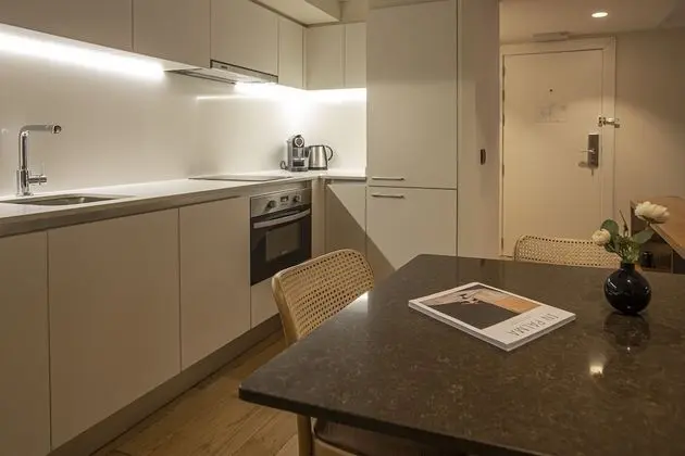 Premium Deluxe Suite