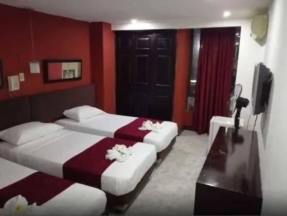 Üç Kişilik Oda, 3 Tek Kişilik Yatak, Sigara İçilmez