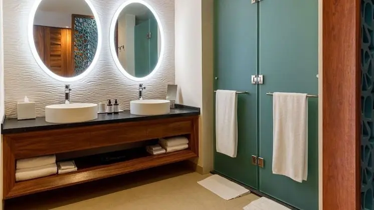 Ocean Front Family King Suite
