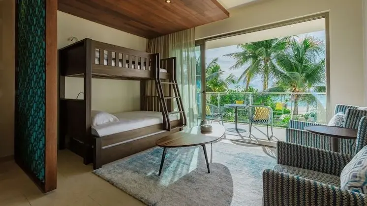 Ocean Front Family King Suite