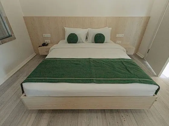 Deluxe Süit, 1 Büyük (Queen) Boy Yatak, Balkon, Deniz Manzaralı