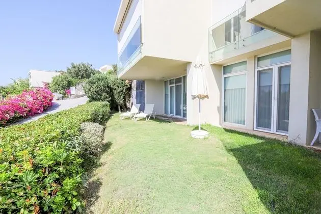 Residence, 4 Yatak Odasi, Deniz Manzarali