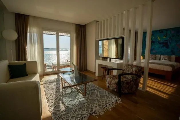 Executive Custom Deniz Manzaralı Oda