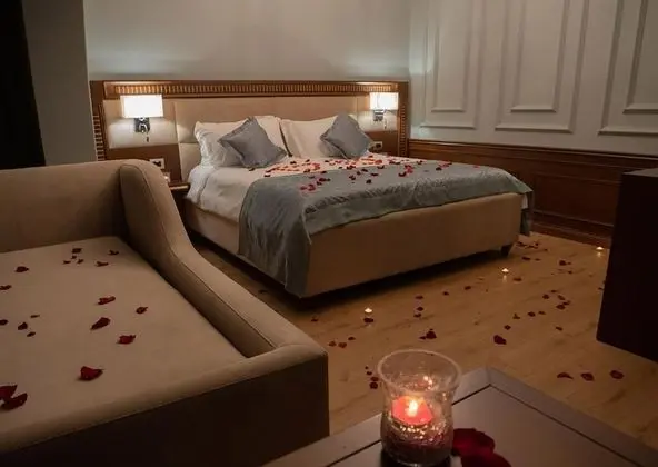 Deluxe Tek Büyük Yataklı Oda