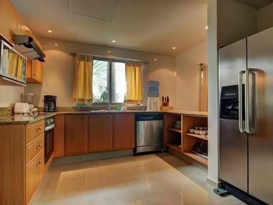Design Daire, Havuz Kullanımı, Avlu Manzaralı