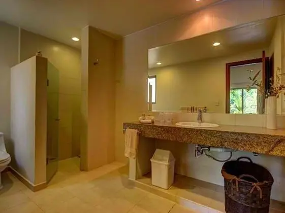 Design Daire, Havuz Kullanımı, Avlu Manzaralı
