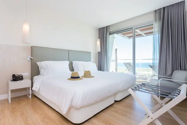 Suit Sea View