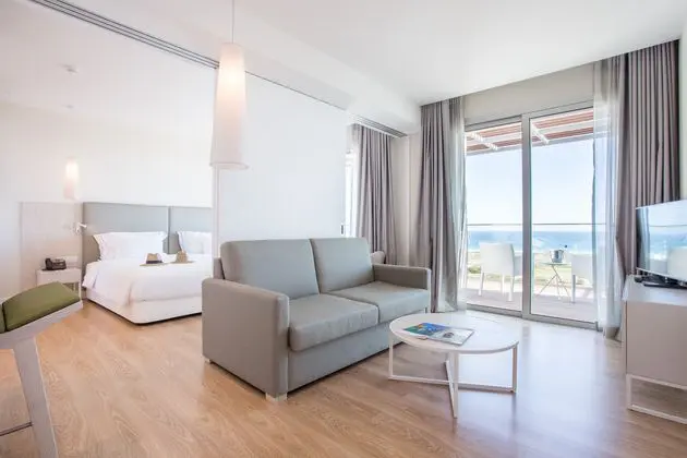 Suit Sea View