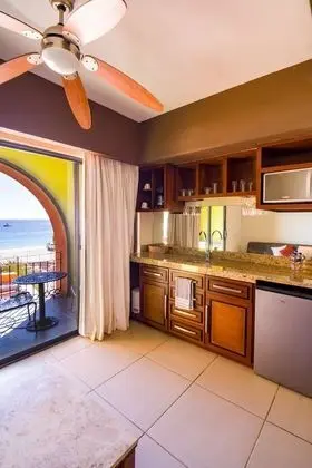 Standard Oda, Okyanus Manzaralı, Havuz Kenarı