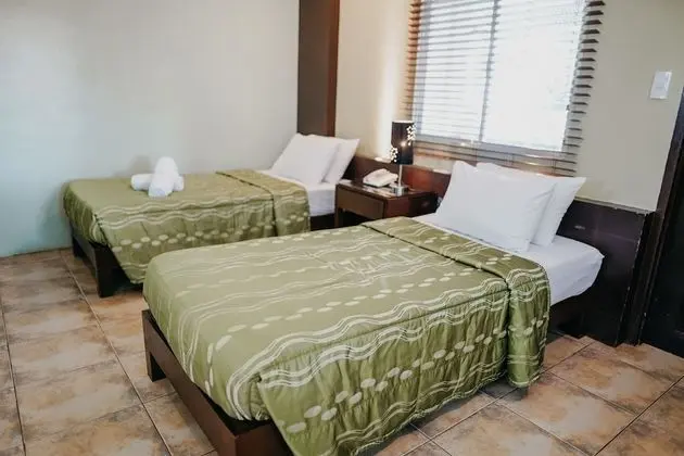 Deluxe Oda, Havuz Kenarı