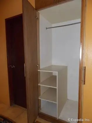One Bedroom Suites