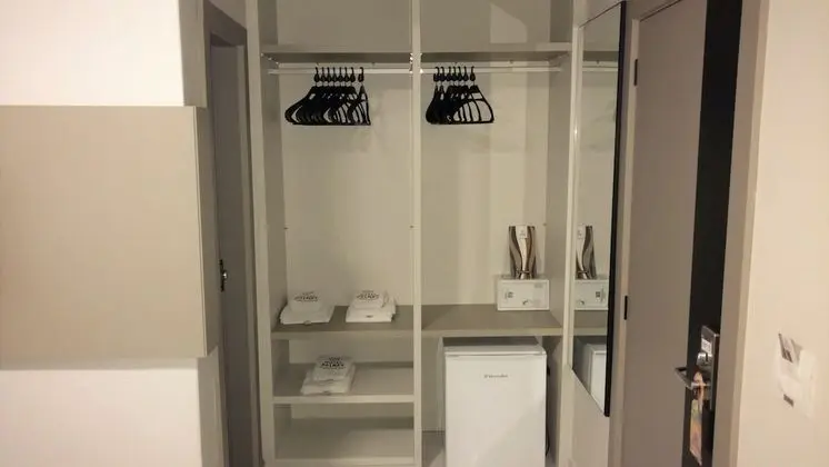 Quarto Triplo Standard -  3 Camas de Solteiro Ou 1 Cama de Casal e 1 Cama de Solteiro