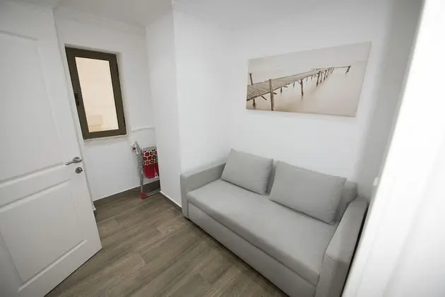 PalmBay @ JBR 4 Bedroom Sea View Apartment