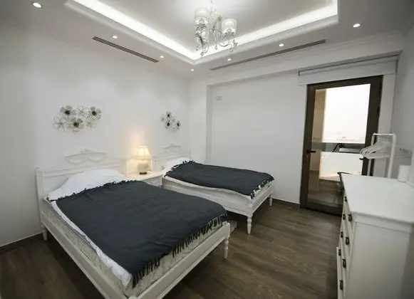 PalmBay @ JBR 4 Bedroom Sea View Apartment