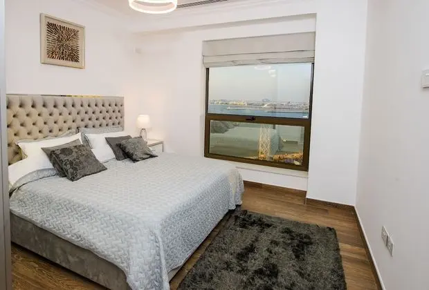 PalmBay @ JBR 4 Bedroom Sea View Apartment