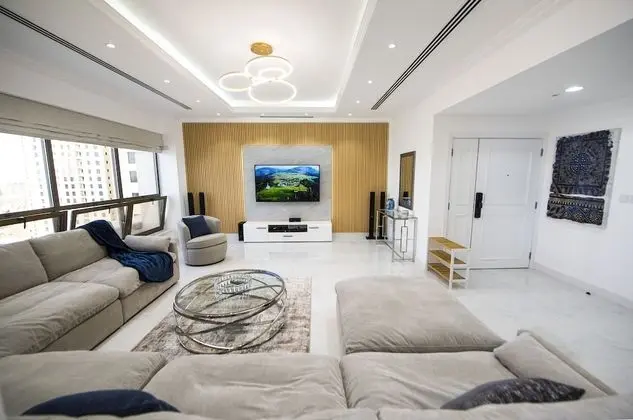 PalmBay @ JBR 4 Bedroom Sea View Apartment