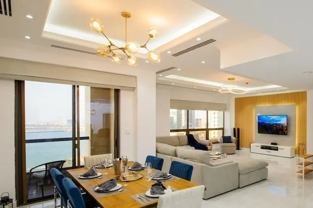 PalmBay @ JBR 4 Bedroom Sea View Apartment