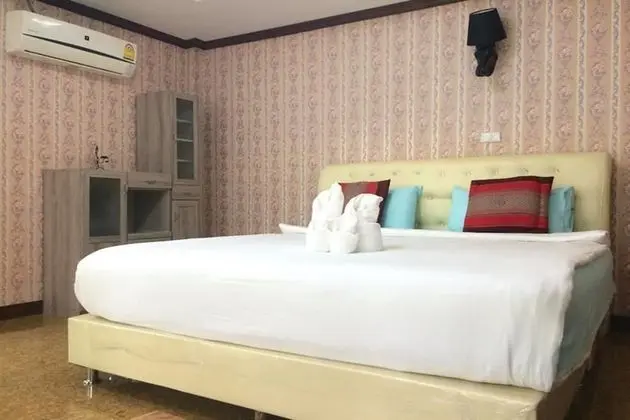 Standard Tek Büyük Yataklı Oda