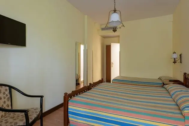 Standard Üç Kişilik Oda