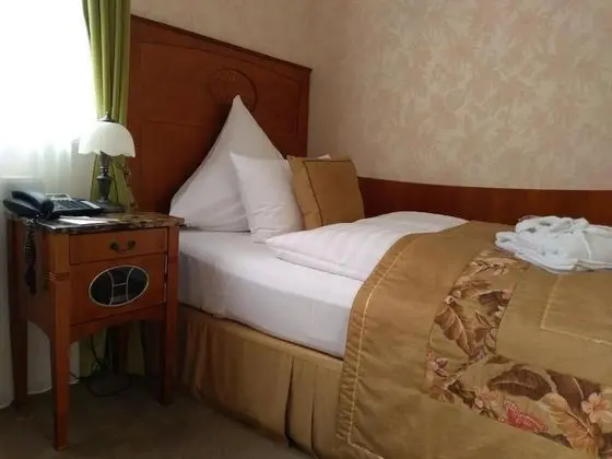 Standard Oda, 1 Tek Kişilik Yatak