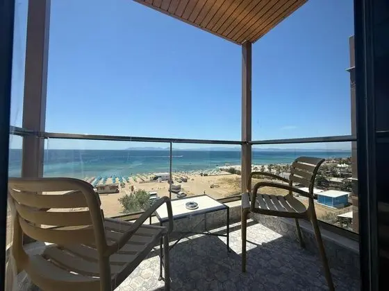 Ranzalı Aile Odası, Deniz Manzaralı