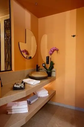 Deluxe Room with Jacuzzi