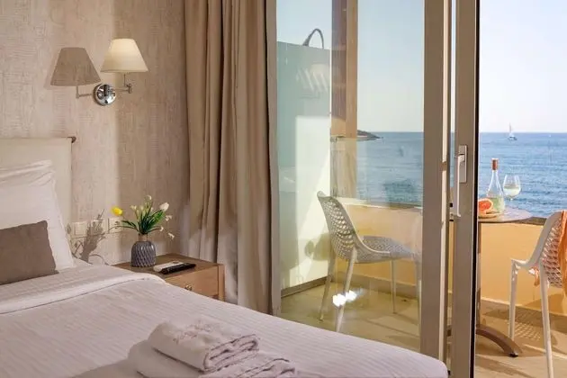 Deluxe Room Sea View with Jacuzzi