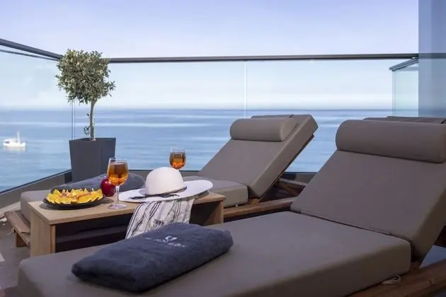 Deluxe Room Sea View with Jacuzzi