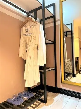 Economy Tek Büyük veya İki Ayrı Yataklı Oda