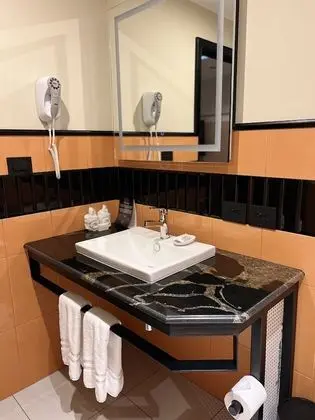 Economy Tek Büyük veya İki Ayrı Yataklı Oda