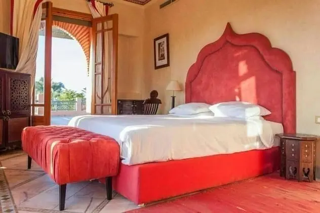 Grand Villa, Sigara İçilmez
