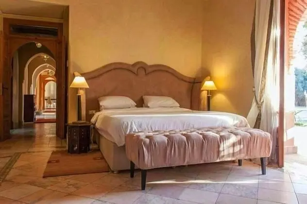 Grand Villa, Sigara İçilmez