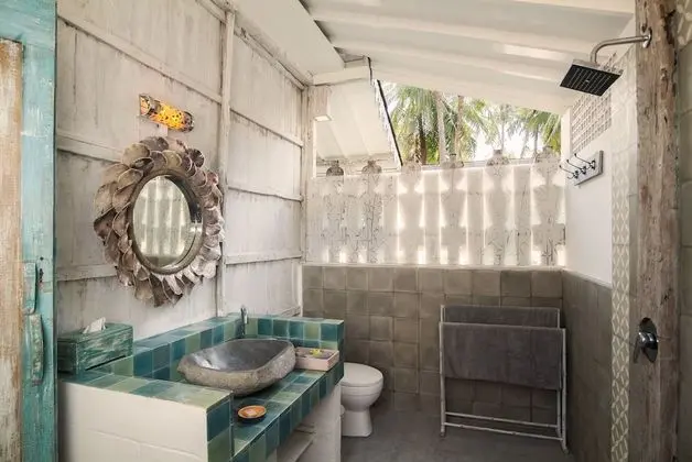 Bungalov, Havuz Manzaralı