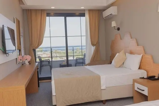 Standart Oda, Bahçe Manzaralı, Balkonlu