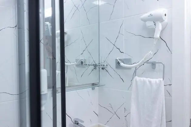 Standart Oda, Bahçe Manzaralı, Balkonlu