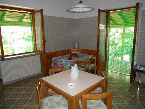 Villa, 2 Yatak Odası, Bahçeli