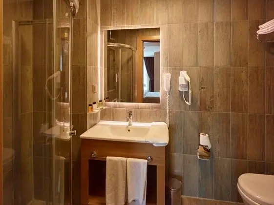 Standart Oda, Şehir Manzaralı